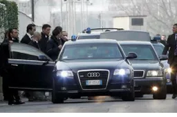 Allarme anti-corruzione: "Chiediamo più trasparenza sulle auto blu"