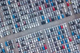 In Germania 100.000 elettriche ferme nei parcheggi: ecco perchè