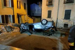 Questo incidente è incredibile: erano 12 a bordo di una station