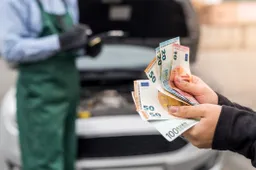 Quanto costa avere un’auto? Assicurazione, benzina, manutenzione e tasse