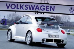 Volkswagen New Beetle RSi, inno alla follia su quattro ruote