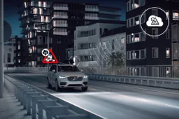 Volvo studia una connessione in Rete per aumentare la sicurezza