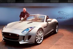 Jaguar F-TYPE è la World Car Design of the Year 2013
