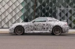 BMW M2 2022: su Instagram il primo teaser ufficiale della sportiva bavarese