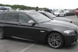 Padre di famiglia beccato a 235 km/h: "Volevo solo far divertire i miei figli, non è morto nessuno"