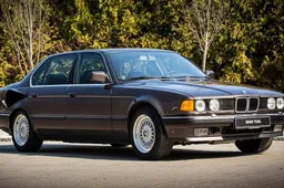 BMW Serie 7 V16: un mostruoso “Pesce Rosso” da oltre 400 CV