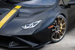 Bridgestone lancia i Potenza per la Lamborghini Huracan STO