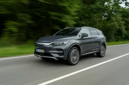 Arriva in Italia la nuova BYD TANG: il SUV più grande della gamma