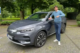 Prova in anteprima BYD Tang: l’abbiamo guidata e vi diciamo come va