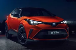 Promozioni Toyota C-HR dicembre 2020: acquisto o noleggio dell’ibrida