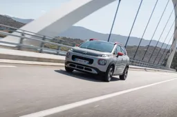 Citroen C3 Aircross ora con il Diesel 110 CV: prezzo, prestazioni e consumi