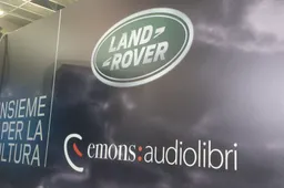 Land Rover al Salone del libro di Torino presenta il suo nuovo audiolibro