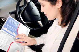 Auto ferma per Coronavirus: manutenzione, assicurazione e scadenze