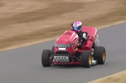 Honda Mean Mover V2: 192 CV per scalare la collina di Goodwood [VIDEO]