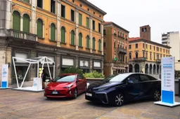 A Venezia sbarcano le Toyota ibride e ad idrogeno