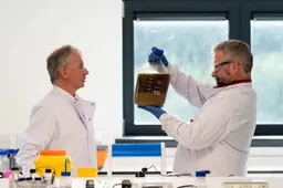 Caro carburanti, in Scozia fanno sul serio: whisky al posto della benzina