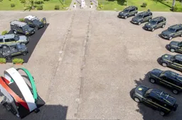 Land Rover Defender arruolata nella Guardia di Finanza, tra soccorso alpino e pattugliamento