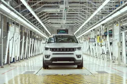 FCA raggiunge un accordo con i sindacati per riaprire gli stabilimenti