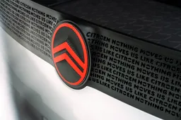 Citroen nuovo logo e identità per il Double Chevron