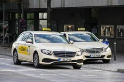 I taxisti tedeschi dicono addio alla Mercedes Classe E