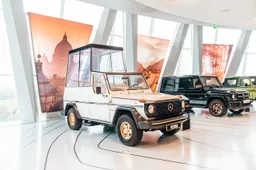 Classe G Papamobile: 40 anni fa esordiva la one-off papale