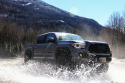 Le Tecnologie di Assistenza alla Guida: ABS, EBD, ESP e Frenata Assistita