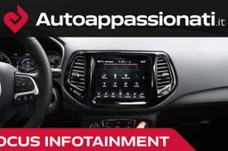 Jeep Compass UConnect 8,4" | Focus Infotainment