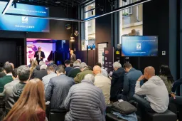 Renault rivoluziona il post-vendita con AfterSolution: tecnologia, rapidità e attenzione al cliente