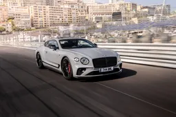 Bentley al MIMO 2023: potete guidare Bentayga e Continental