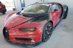 In vendita una Bugatti Chiron a prezzo "stracciato", ma è carbonizzata