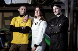 Cortesie per l'auto: puntate, streaming, cast