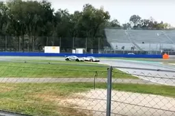 Crash a Monza tra una Pagani e una Porsche: errore da principianti
