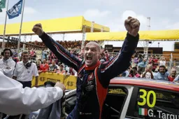 Gabriele Tarquini si ritira: il saluto di Hyundai al suo campione