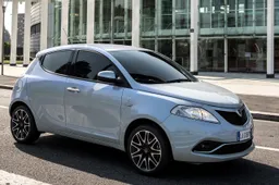 Lancia rinnova la partnership con Artissima