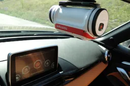 TomTom Bandit: l'action cam che sa come montare i video