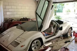 Lamborghini Countach: trovato in garage un esemplare intonso
