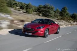 Nuova Peugeot RCZ R: la coupè pepata