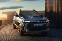 Nuova Dacia Bigster 2024: i prezzi e i motori. Le informazioni