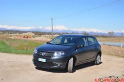 Dacia Sandero Extra 1.2 GPL 75 CV | Prova su strada