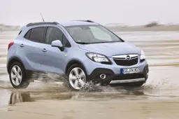 Mokka con Opel OnStar conquista il Connectivity Award 2016