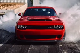 Dodge Challenger Demon: un “mostro” che impenna