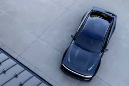 [VIDEO] Dodge Charger Daytona SRT: la concept elettrica con il sound del V8