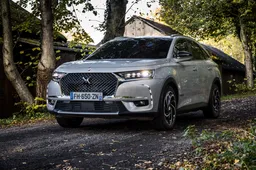 DS 7 Crossback E-Tense 4x4: tempi di ricarica, prezzi, autonomia e dotazioni