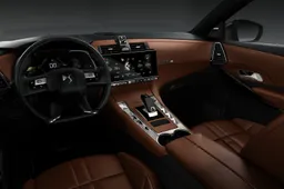Gli interni della DS 7 Crossback: tecnologia e qualità