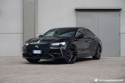 DS 9 E-Tense 225: prezzo, interni, motori, prova su strada