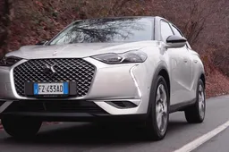 la "Dea" aggiorna la DS 3 Crossback, il B-SUV premium
