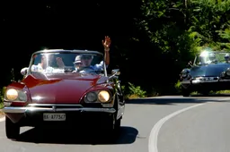 Alla guida della DS21 Cabriolet 1968: come in un film