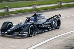 DS E-Tense FE 19 scende in pista per i primi collaudi