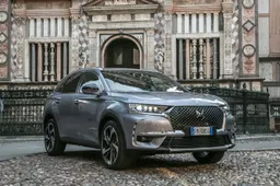 DS 7 Crossback | Video prova su strada