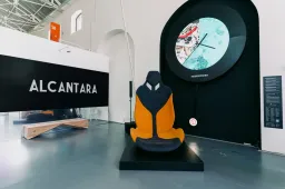 Alcantara alla Milan Design Week promuove il talk Abitare l'Automobile